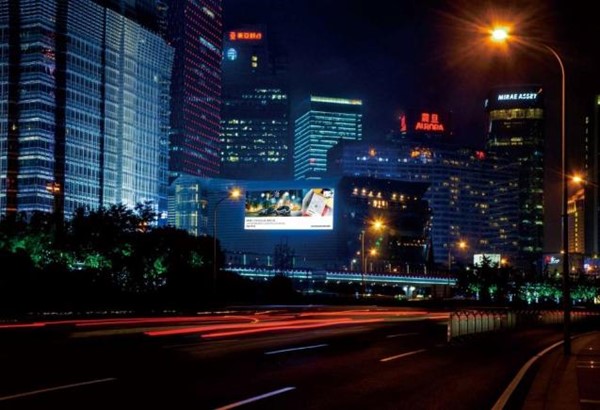 上海是浦东世纪大道金茂大厦LED屏-乐橙lc8